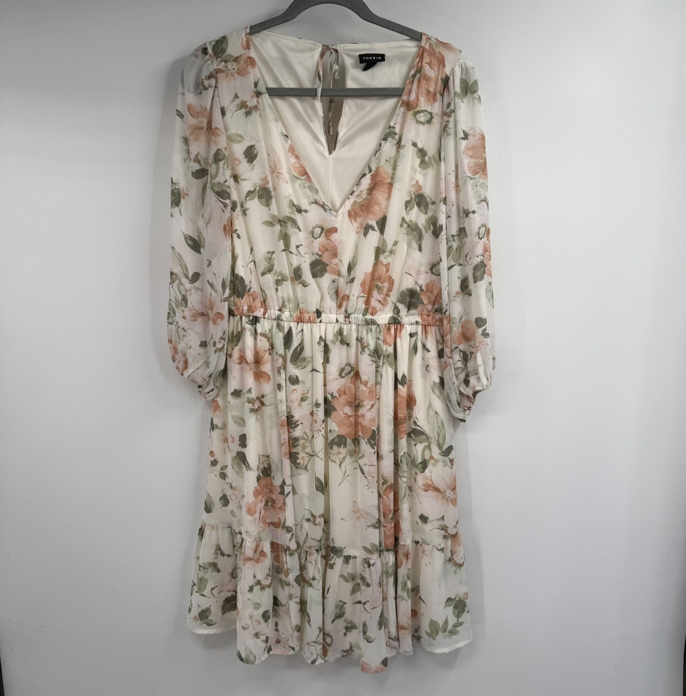 Torrid Chiffon Babydoll Dress Womens 0X White Floral Tiered V-Neck Long Sleeve